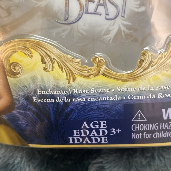 Disney Beauty And The Beast Hasbro
Enchanted Rose Scene Figure Set - Picture 7 of 16